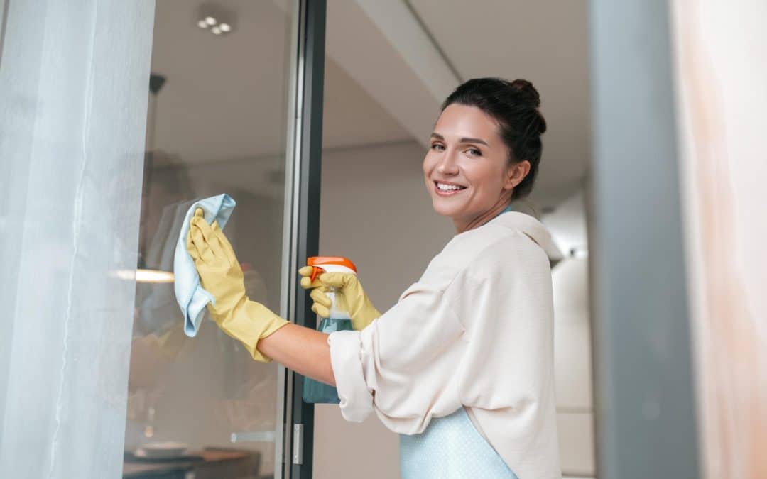 Professionnel pour le nettoyage des vitres à Marseille