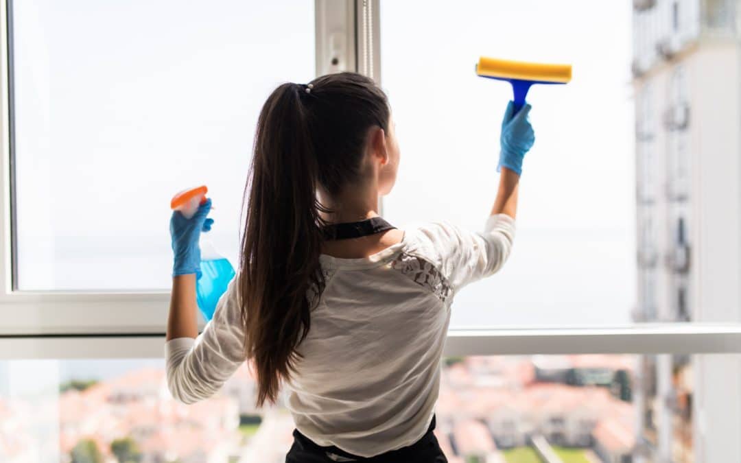 Les Secrets d&rsquo;un Intérieur Étincelant : Astuces de Nettoyage Adaptées à Marseille